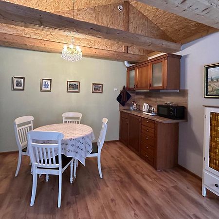 A1 Apartments With Free Parking ريغا المظهر الخارجي الصورة